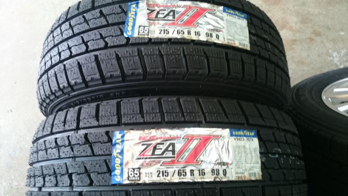 グッドイヤー ZEAⅡ 215/65-16アルミSET